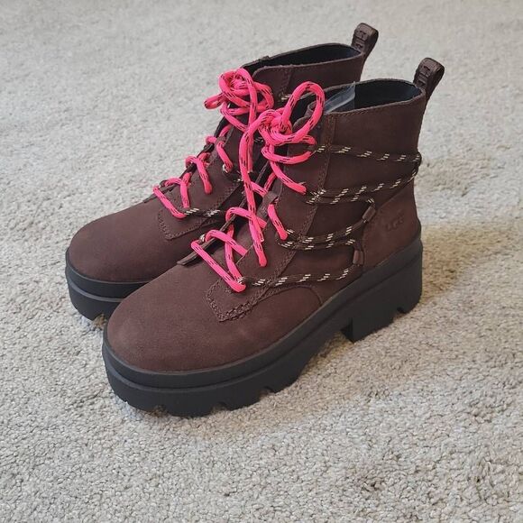 UGG Shoes - UGG BRISBANE LACE-UP WATERPROOF SUEDE PLATFORM BOOTS SIZE 8.5